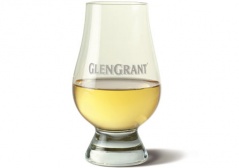 чаша с Глен Грант скоч уиски