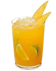 Разхладителна напитка със сироп манго